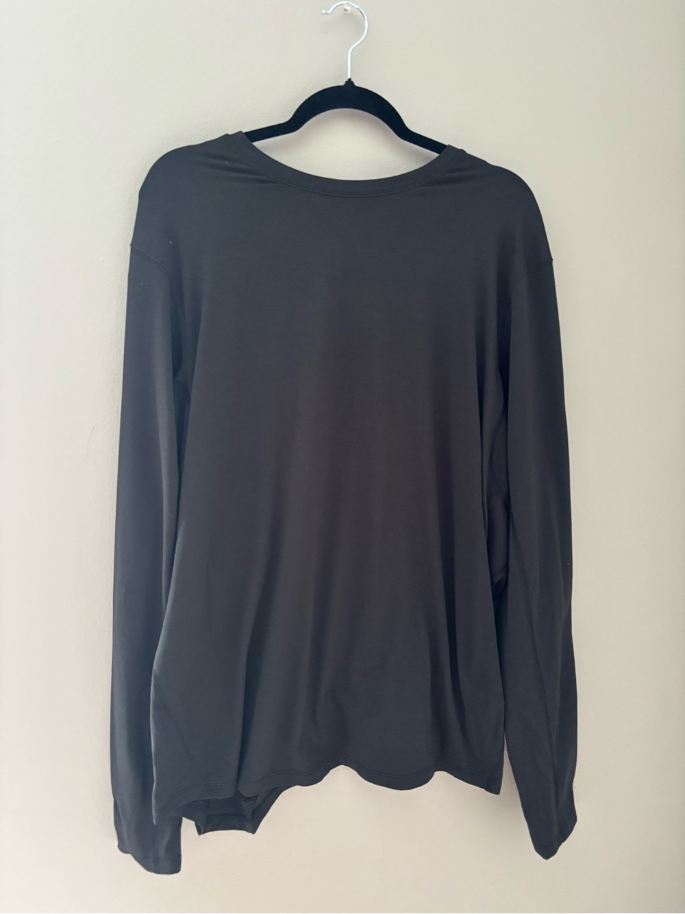 Lululemon Men's Long Sleeve Active Shirt Black Size XL Reflective Spine